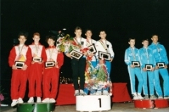 anni_90_024_20110124_1073266071